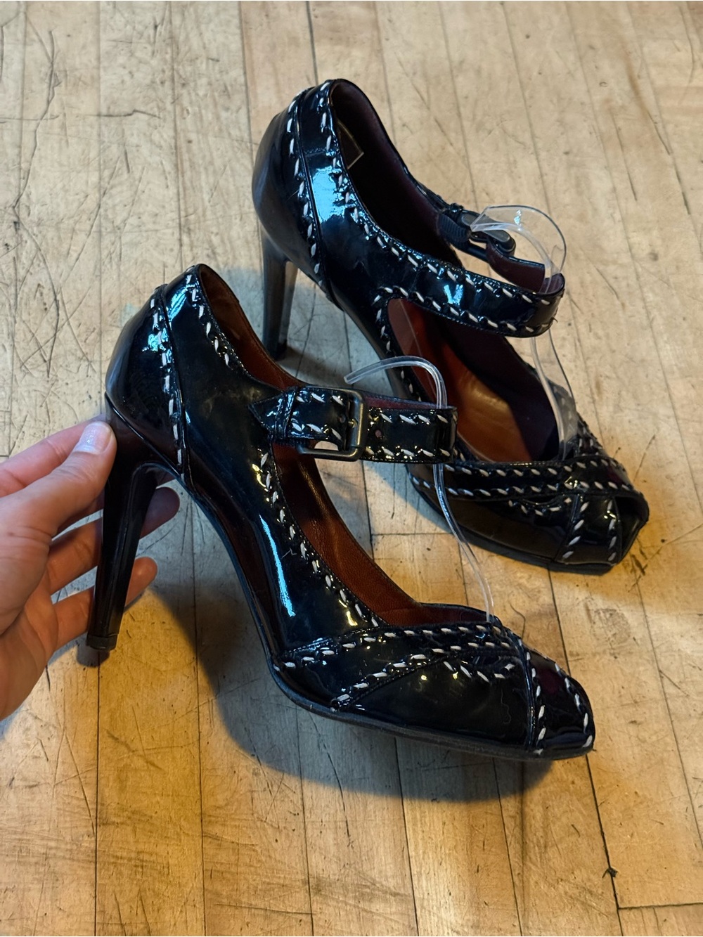 BOTTEGA VENETA Y2K Patent Leather Whipstitched Peeptoe Mary Jane High Heels 37